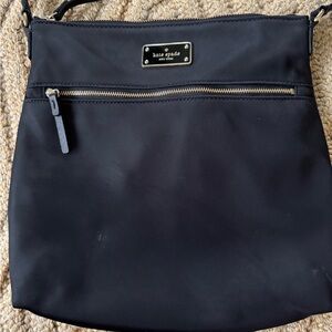 ♠️Kate Spade Black and Gold Zippered Crossbody Bag.  *NWOT